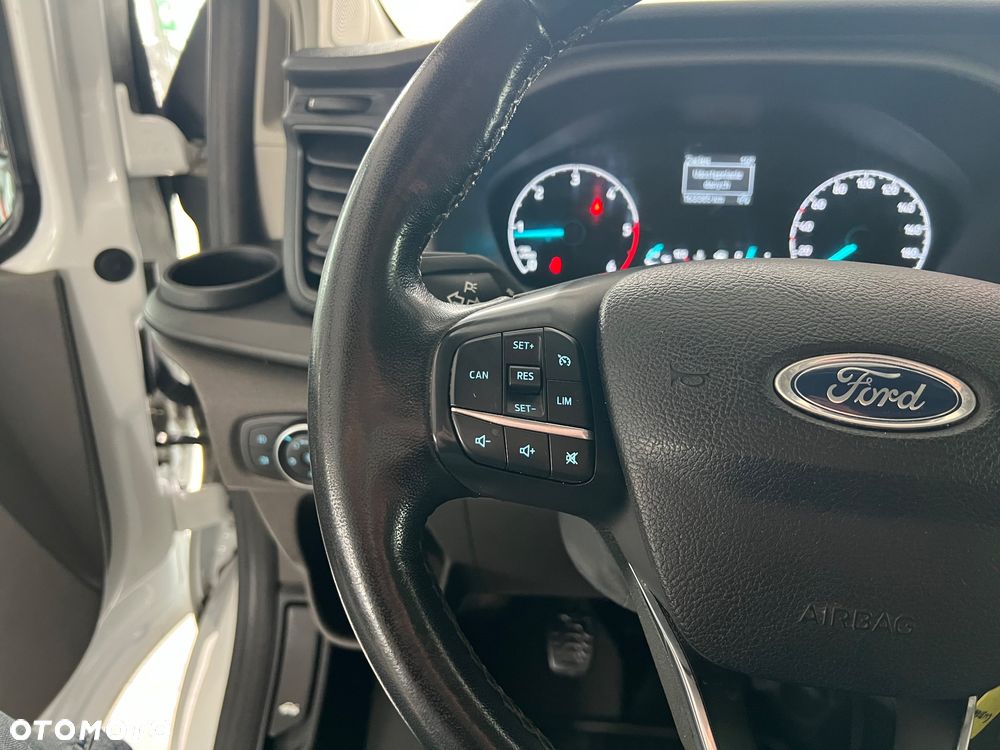 Ford Transit Custom - 27