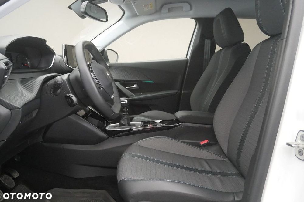 Peugeot 2008 1.2 PureTech Allure S&S - 12