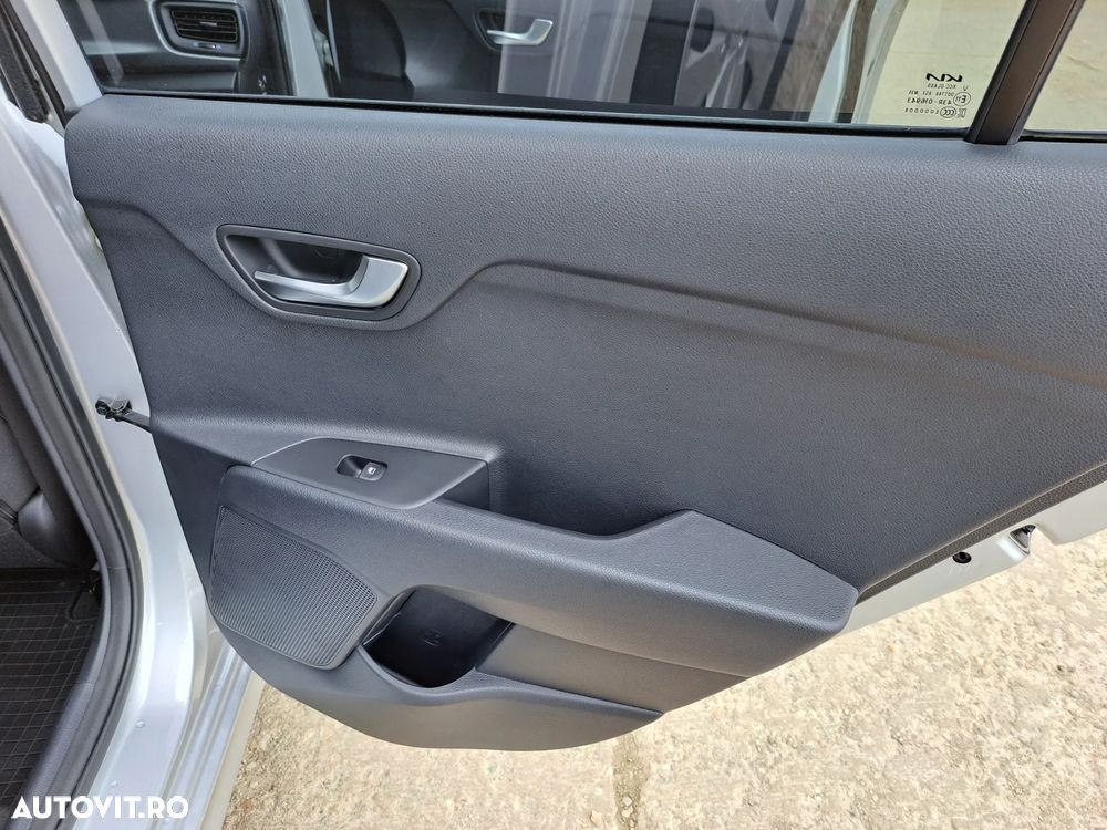 Kia Rio 1.2 MPI 5MT Urban - 24