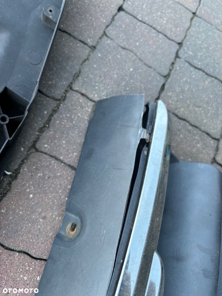 CHRYSLER VOYAGER OSLONA PASA GRILL ATRAPA 04857410 - 6