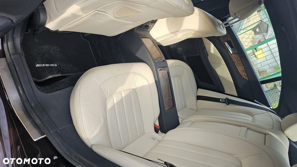 Mercedes-Benz CLS 350 BlueEff - 13