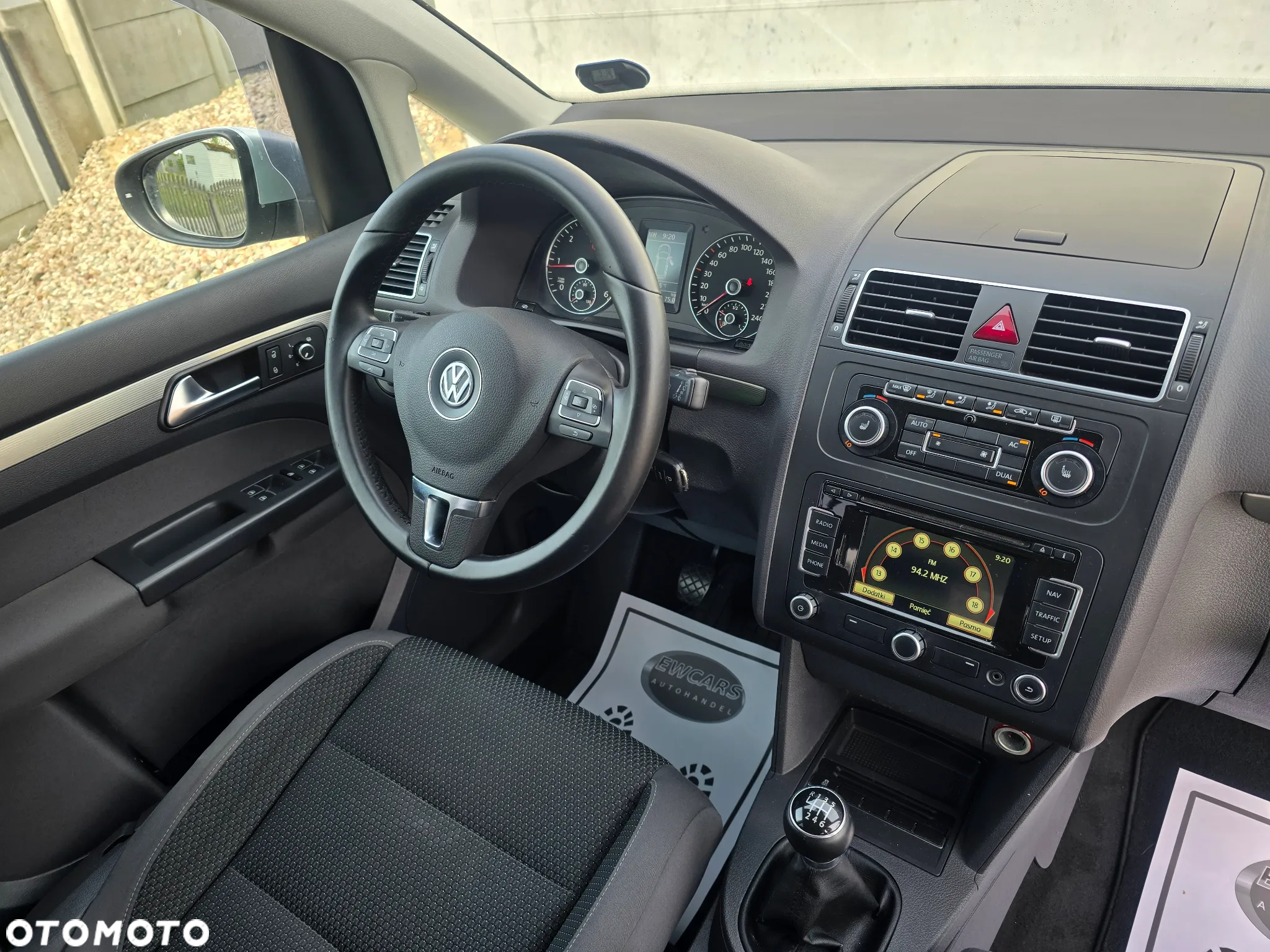 Volkswagen Touran 2.0 TDI Trendline - 15