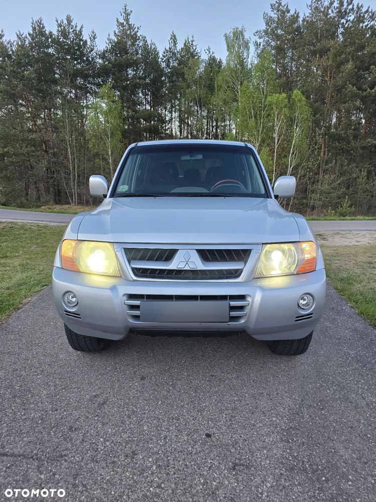 Mitsubishi Pajero 3.2 DI-D Dakar - 2