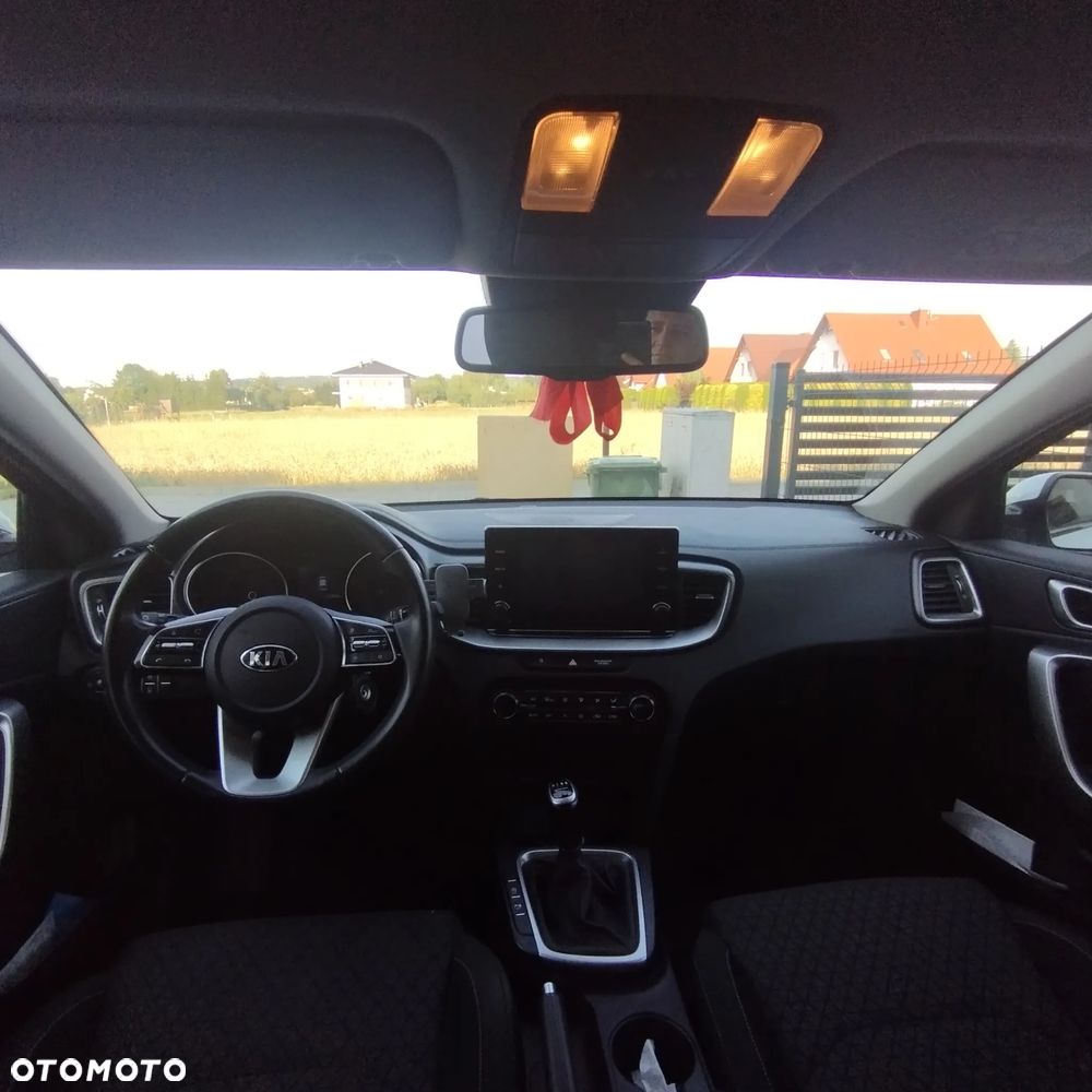 Kia Ceed 1.4 T-GDI M - 2