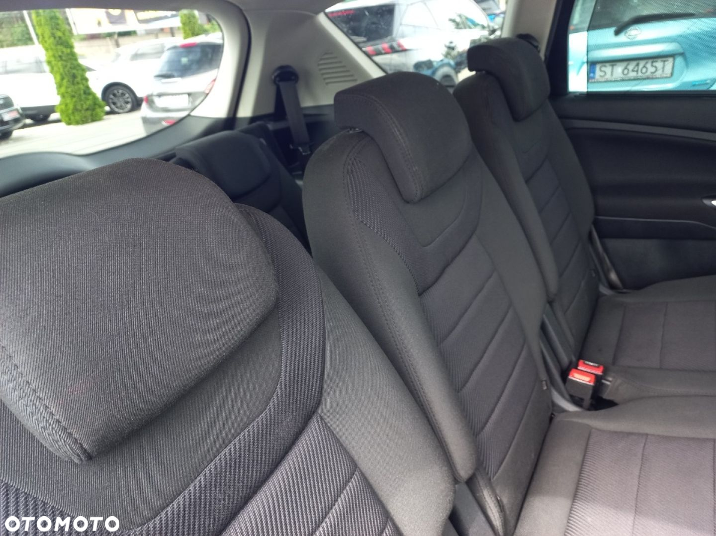 Ford S-Max - 16