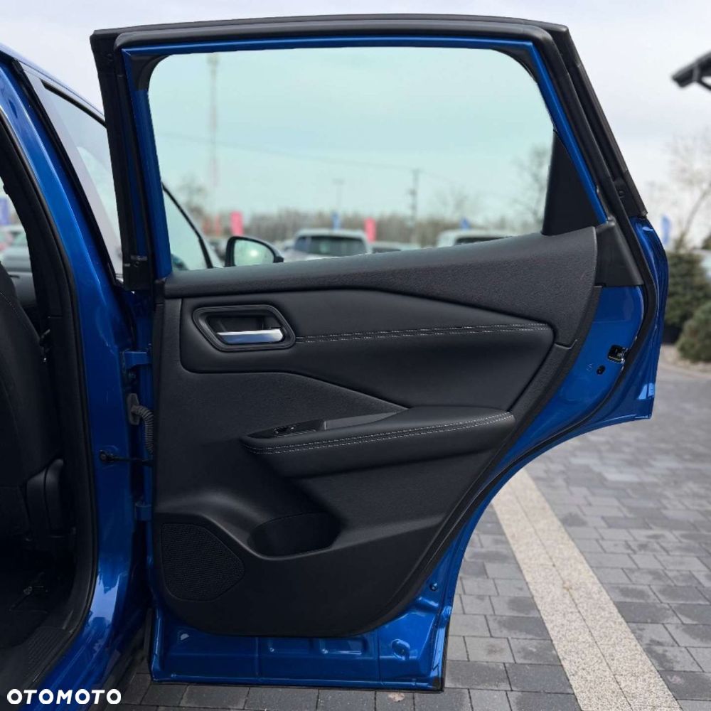 Nissan Qashqai 1.3 DIG-T MHEV Xtronic N-Design - 29