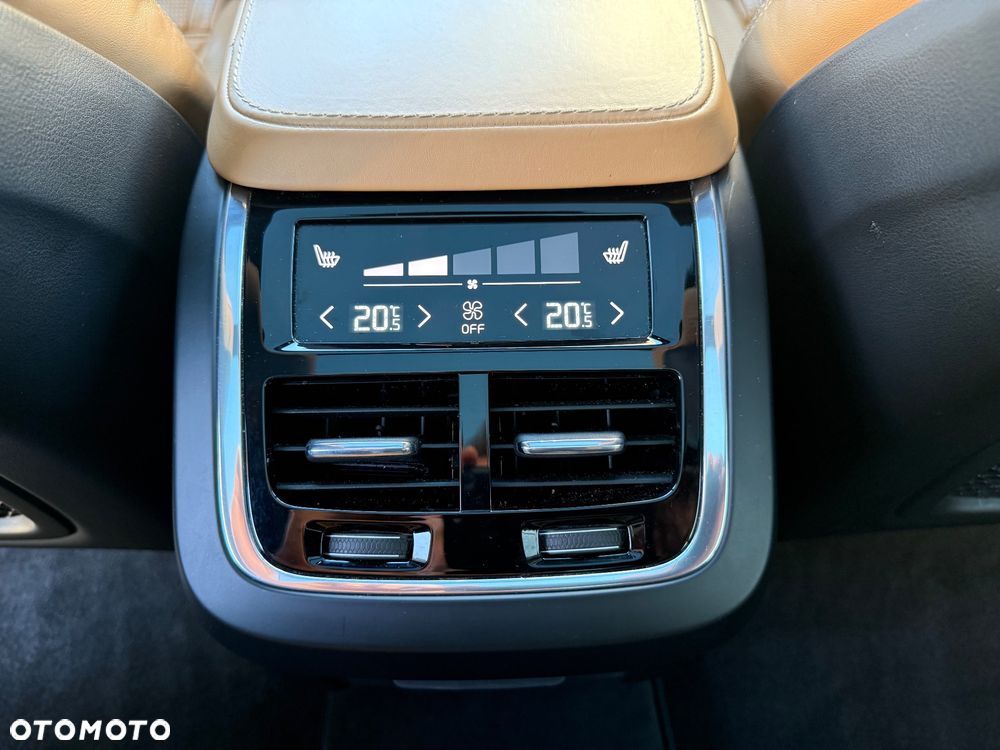 Volvo XC 90 D5 AWD Inscription 7os - 25
