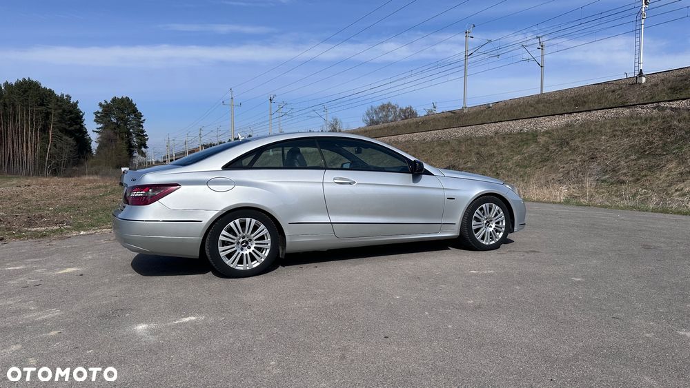 Mercedes-Benz Klasa E - 15