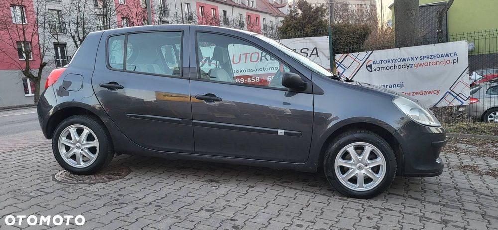 Renault Clio 1.2 16V All Inclusive - 3