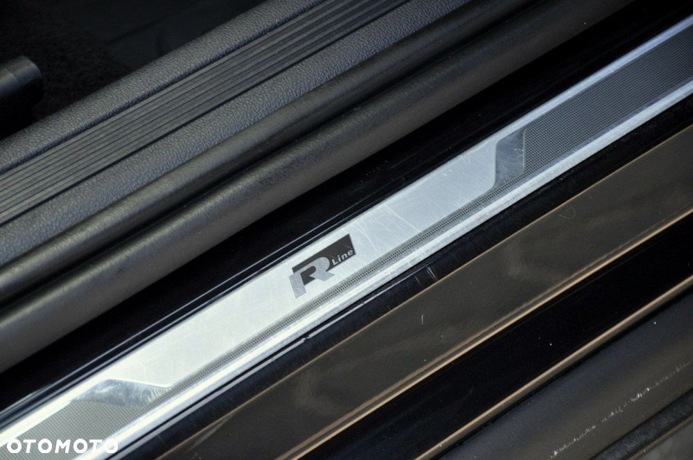 Volkswagen T-Cross 1.0 TSI OPF DSG R-Line - 20