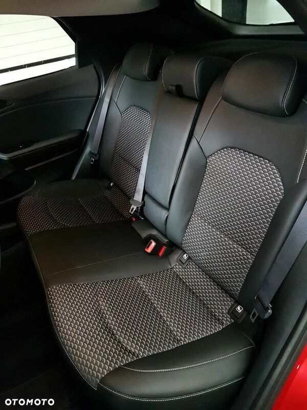 Kia XCeed 1.5 T-GDI Business Line DCT - 23