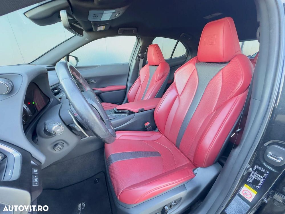 Lexus UX 250h F SPORT - 14