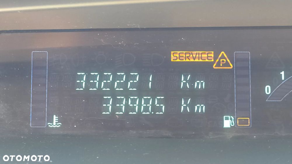 Renault Scenic 2.0 Confort Privilege - 6