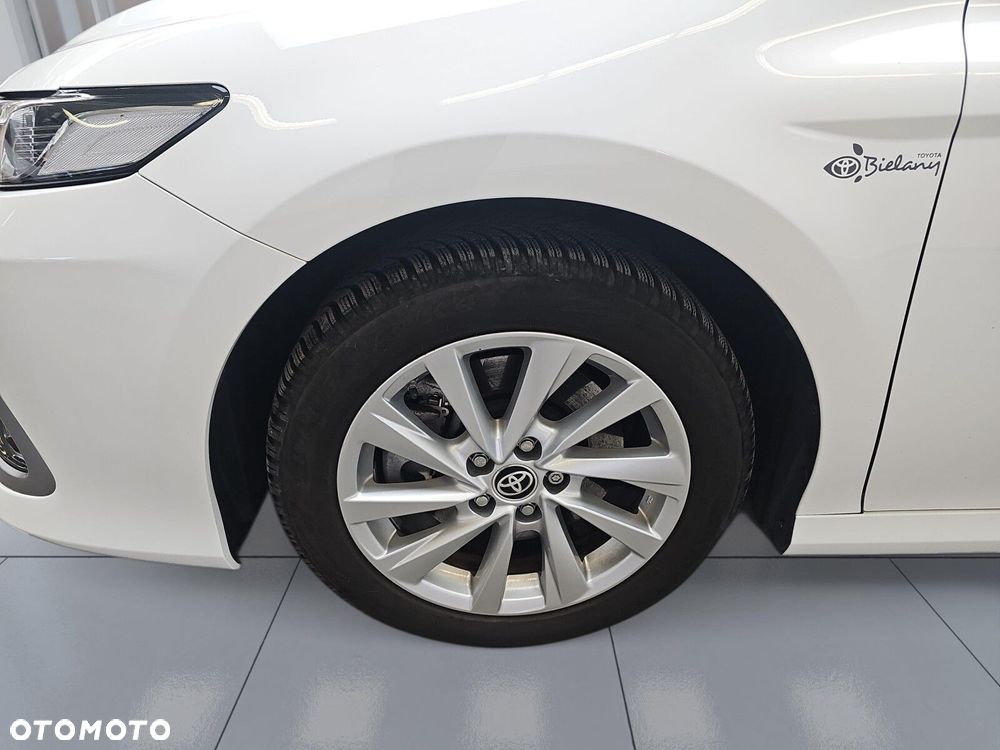 Toyota Camry 2.5 Hybrid Comfort CVT - 35