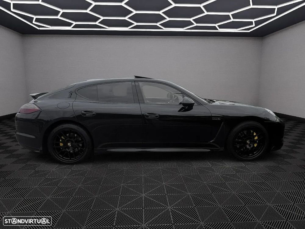 Porsche Panamera 3.0 V6 - 6