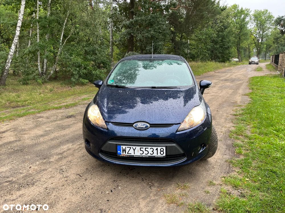 Ford Fiesta 1.25 Celebration - 3