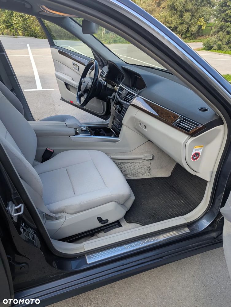 Mercedes-Benz Klasa E 350 CDI 4-Matic BlueEff - 7