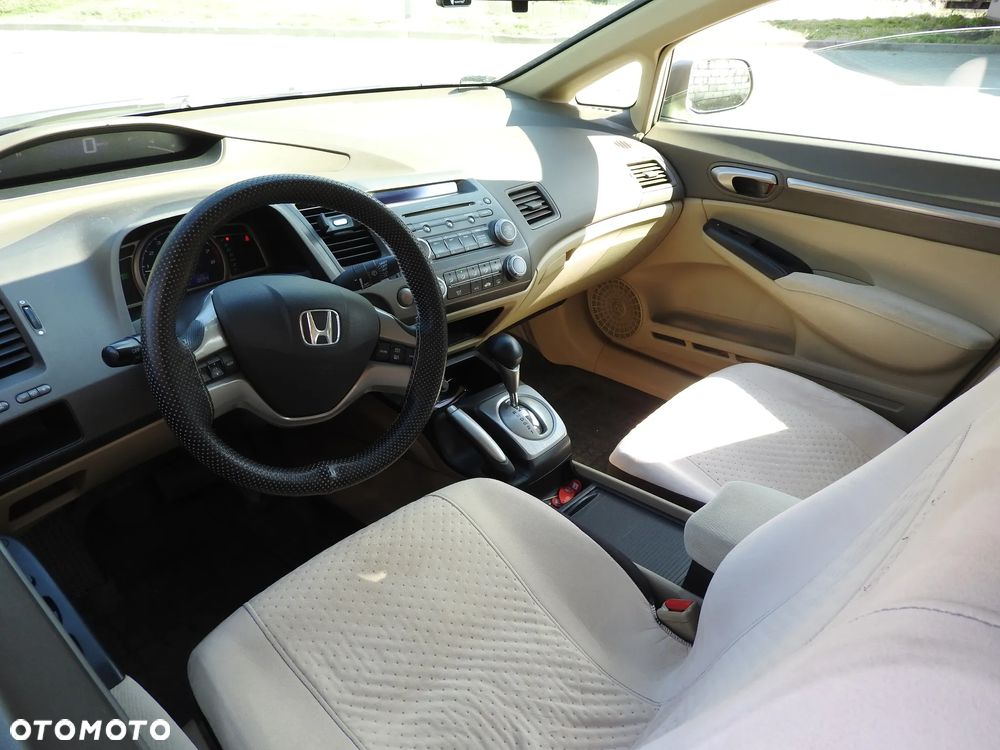 Honda Civic 1.8 Executive - 15