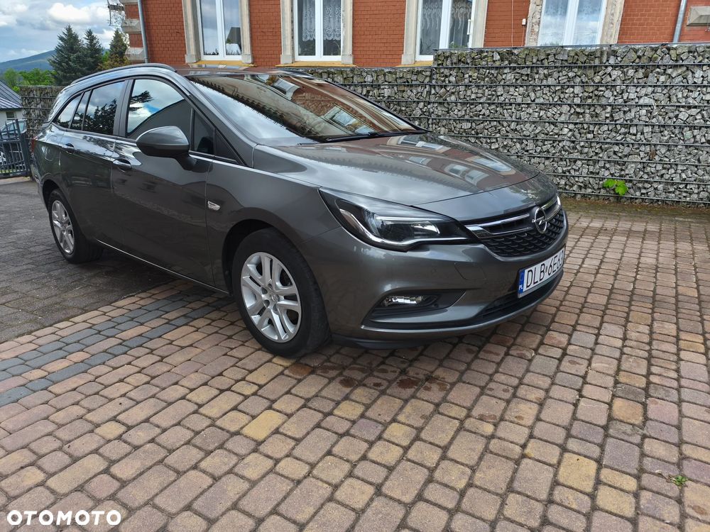 Opel Astra 1.6 CDTI Sport - 4