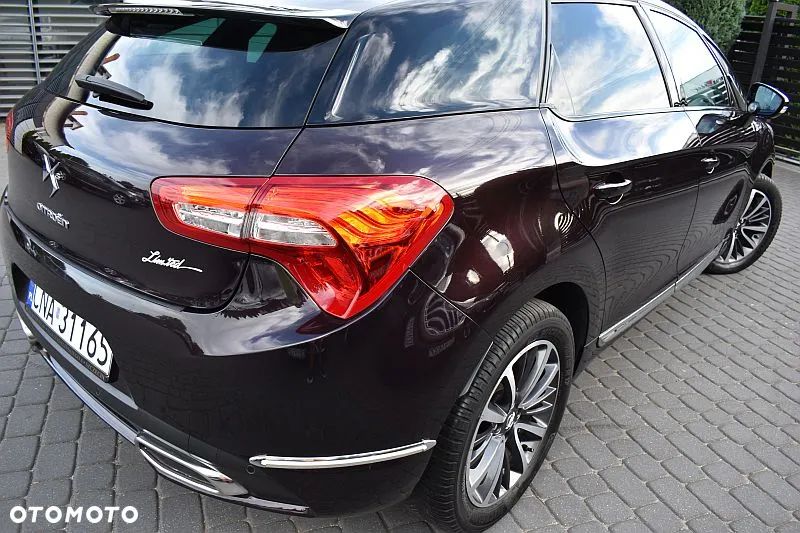 Citroën DS5 e-HDi 115 EGS6 SoChic - 30
