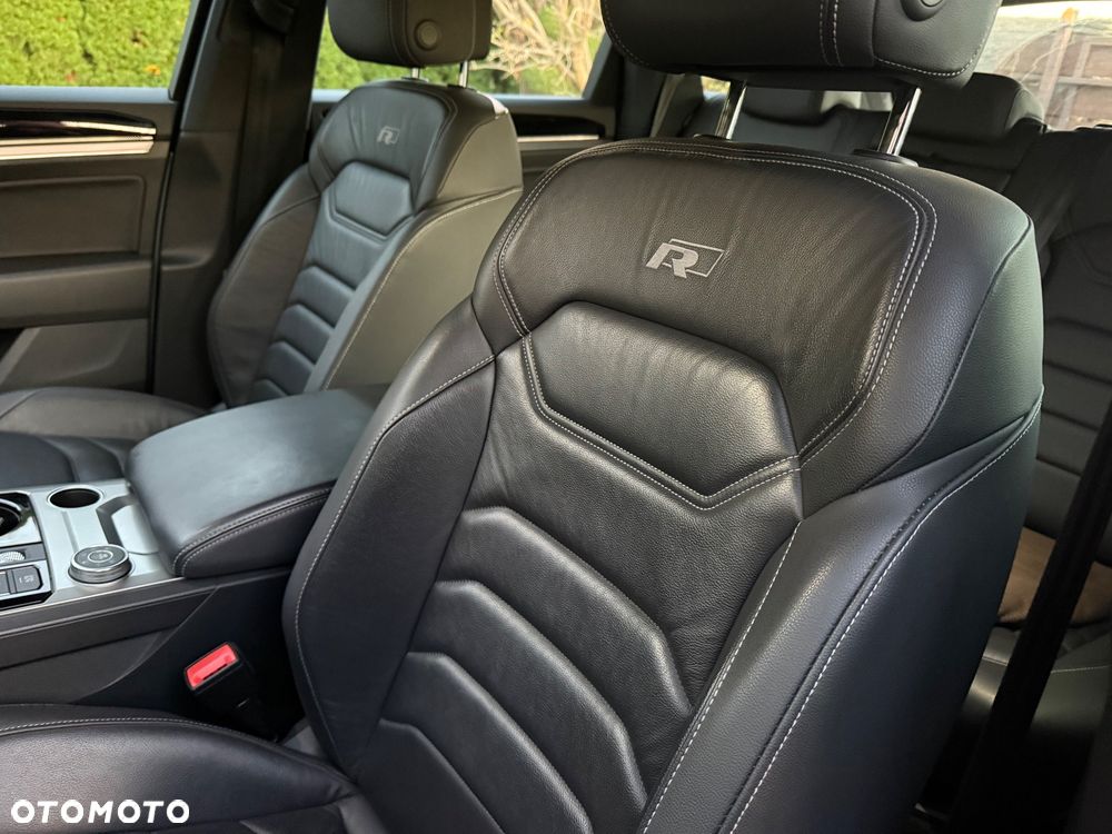 Volkswagen Touareg 3.0 V6 TDI 4Motion R-Line - 6