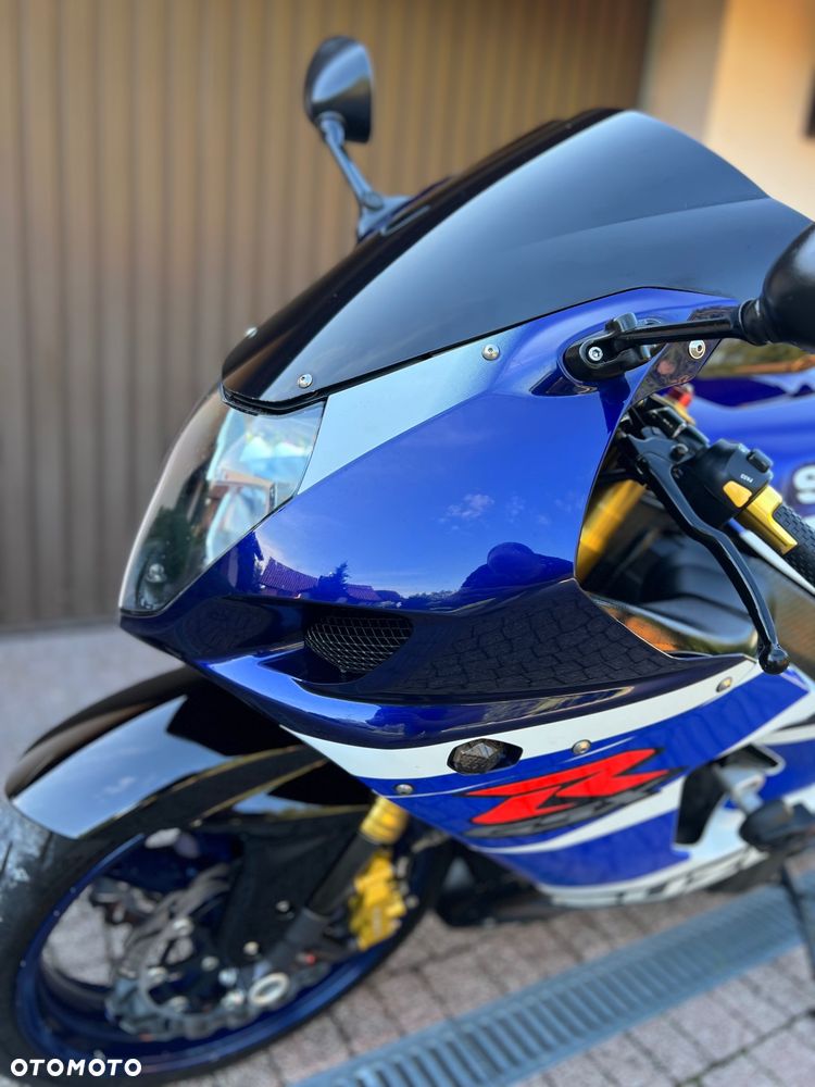 Suzuki GSX-R - 23