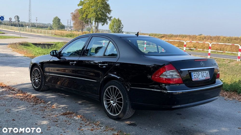 Mercedes-Benz Klasa E - 34