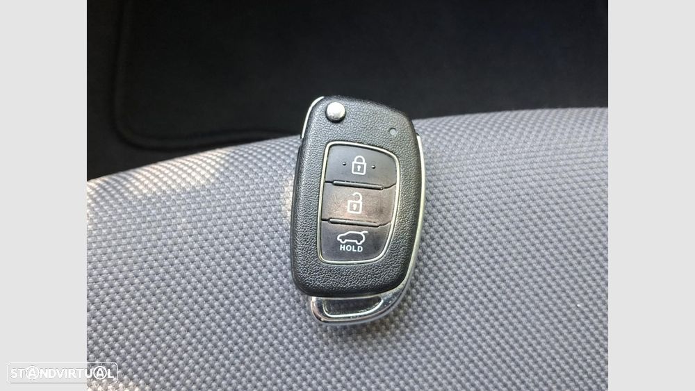 Hyundai i20 1.1 CRDi Comfort+Pack Look+JLL16 - 18