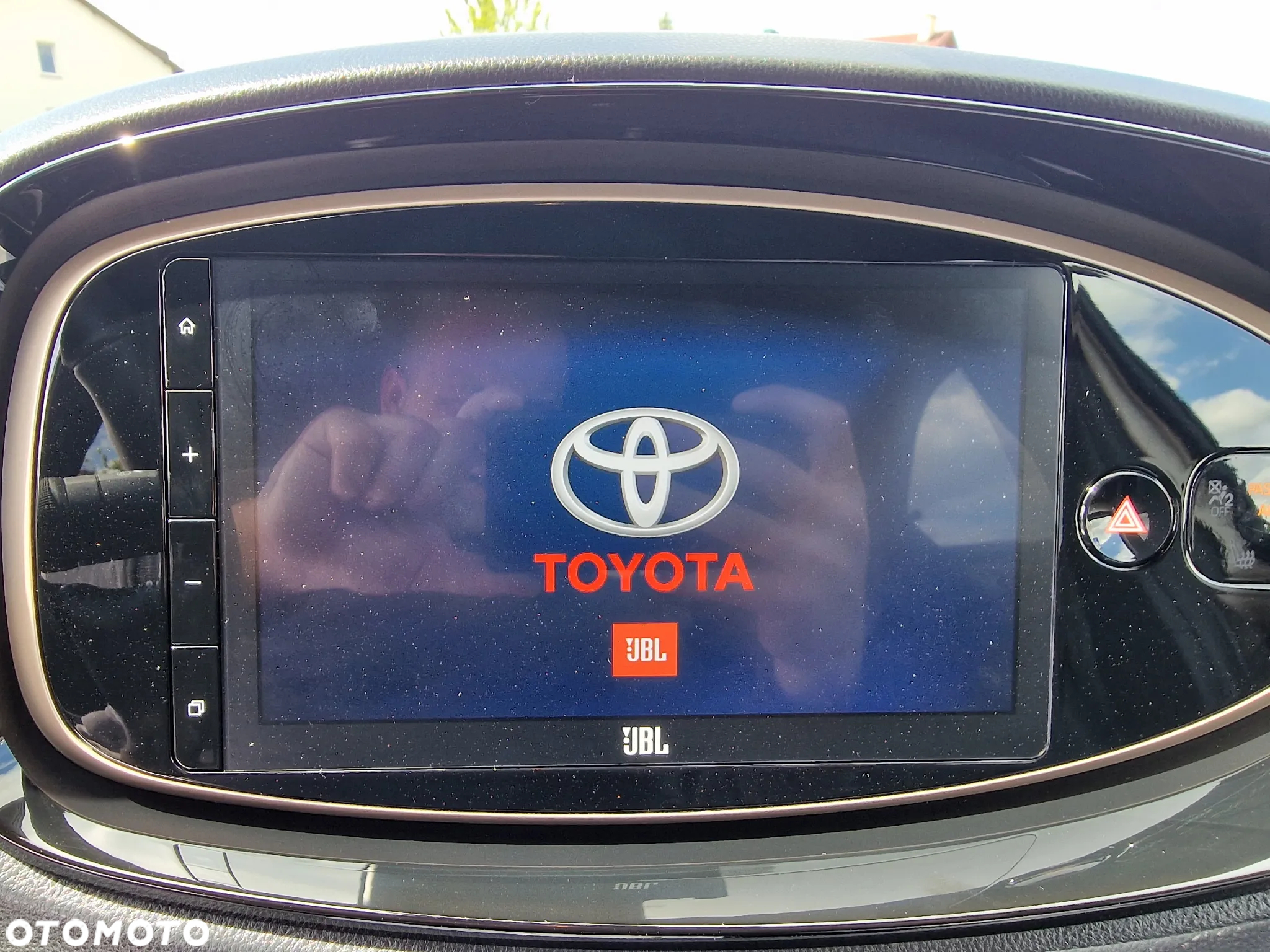 Toyota Aygo X 1.0 VVT-i JBL - 30