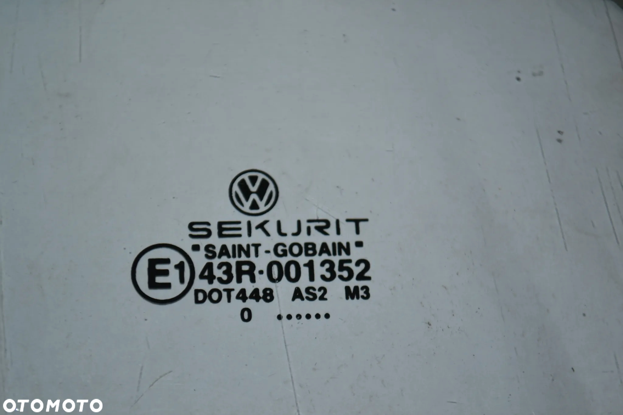 VW T4 LIFT MULTIVAN CARAVELLE SZYBA BOCZNA DRZWI PRAWA 00 POMORSKIE - 2