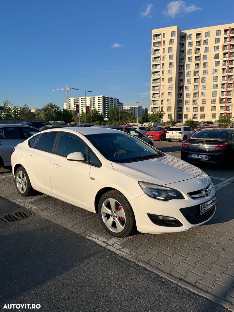 Opel Astra 1.6 Automatik Enjoy - 4