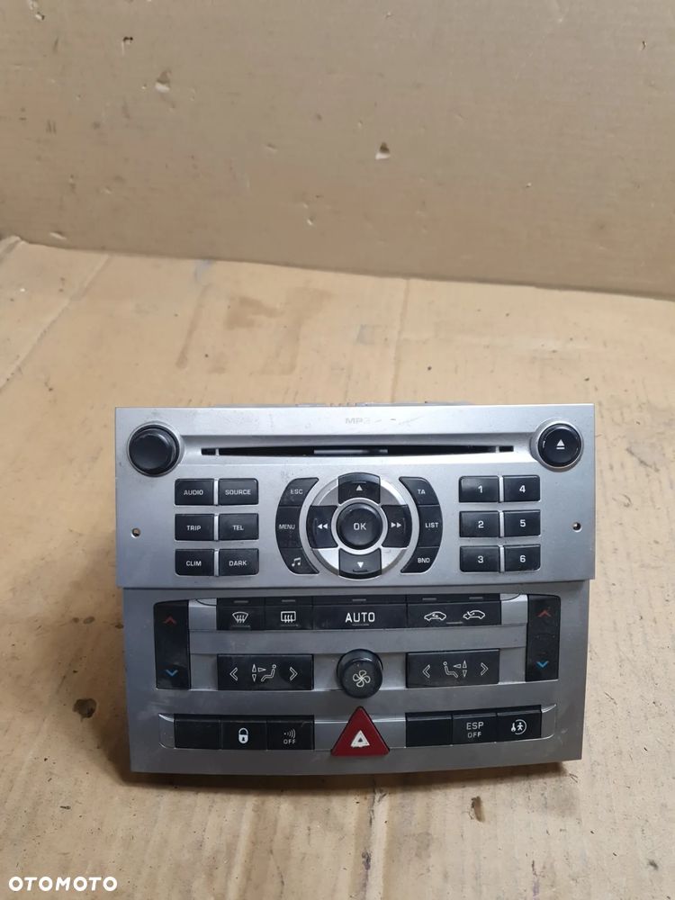 } RADIO FABRYCZNE 9657332 PEUGEOT 407 PANEL KLIMATYZACJI - 11