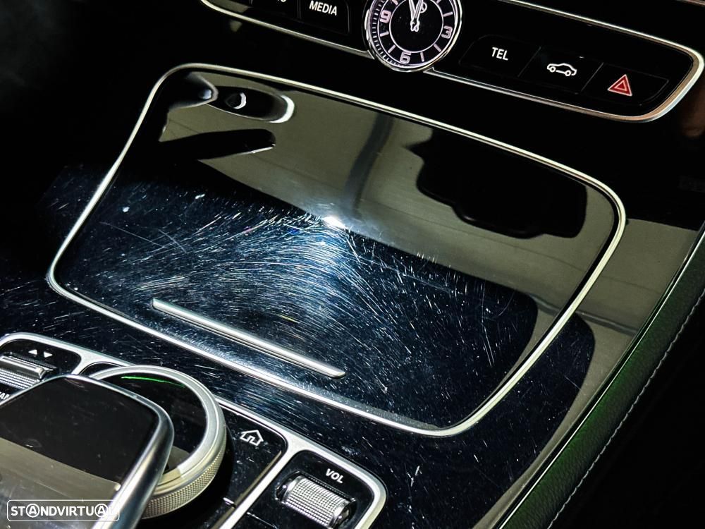 Mercedes-Benz E 350 e AMG - 36