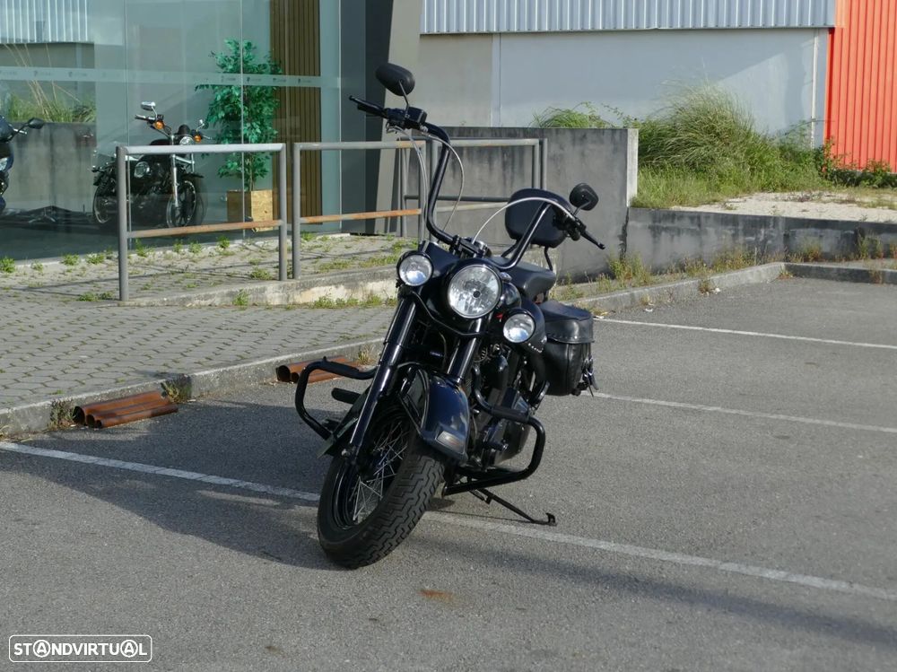 Harley-Davidson FLST - 2