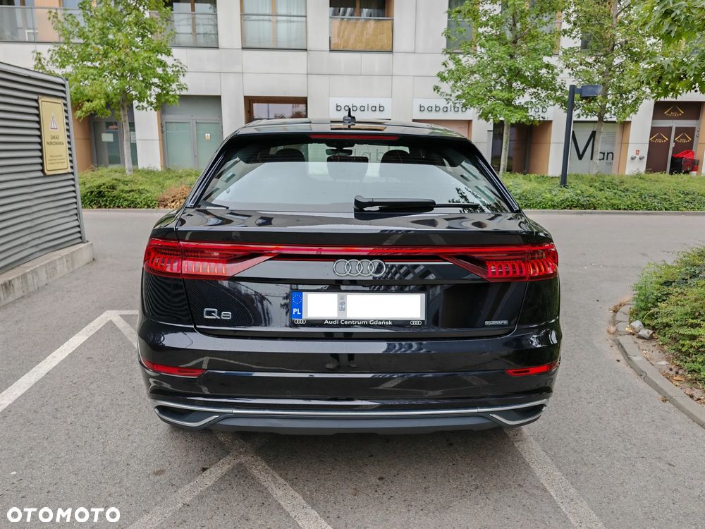 Audi Q8 - 8
