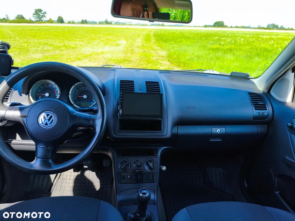 Volkswagen Polo - 9