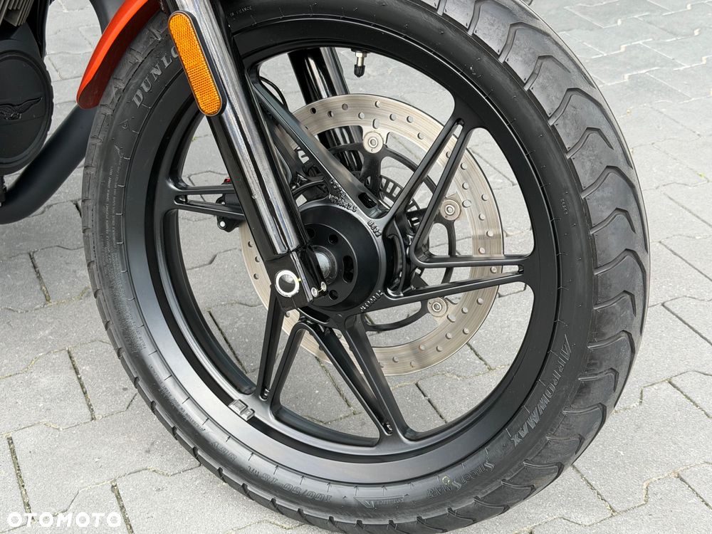 Moto Guzzi V7 - 23