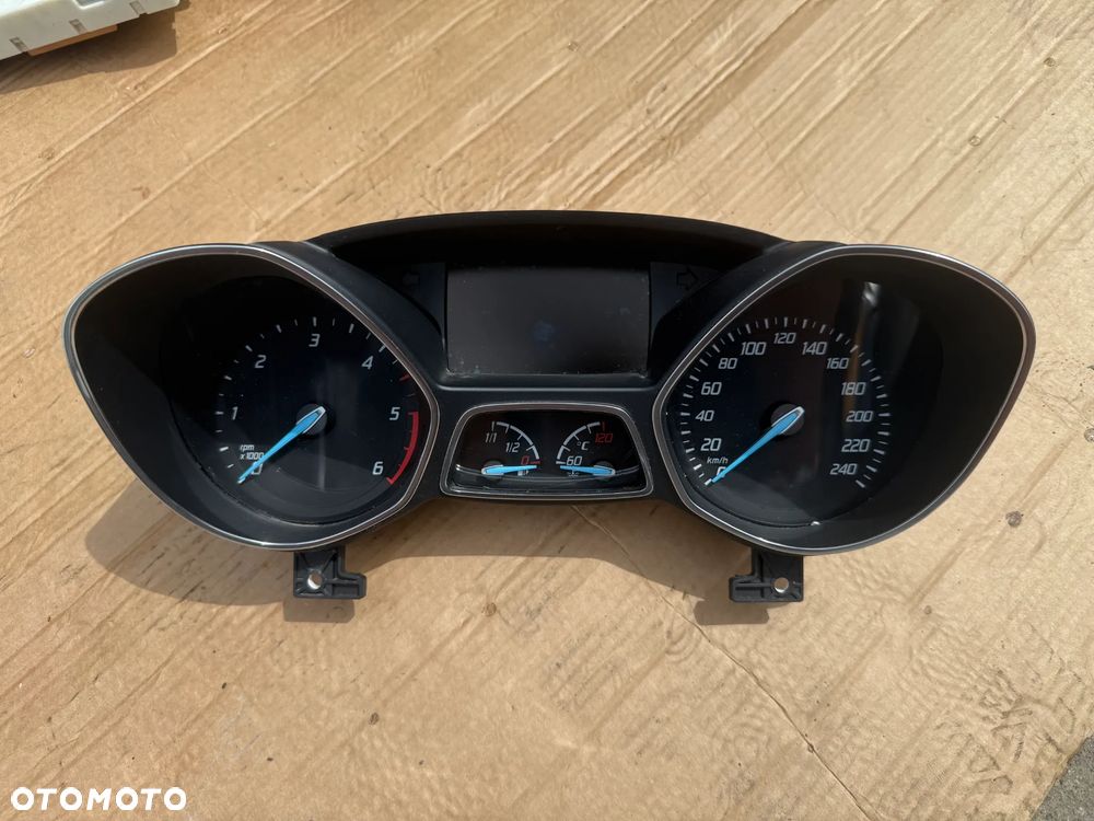 Licznik zegary DV4T-10849-LG Ford Kuga II 2.0d OE - 1