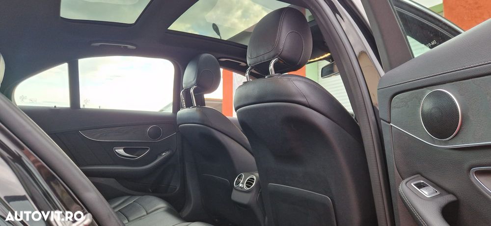 Mercedes-Benz C - 19