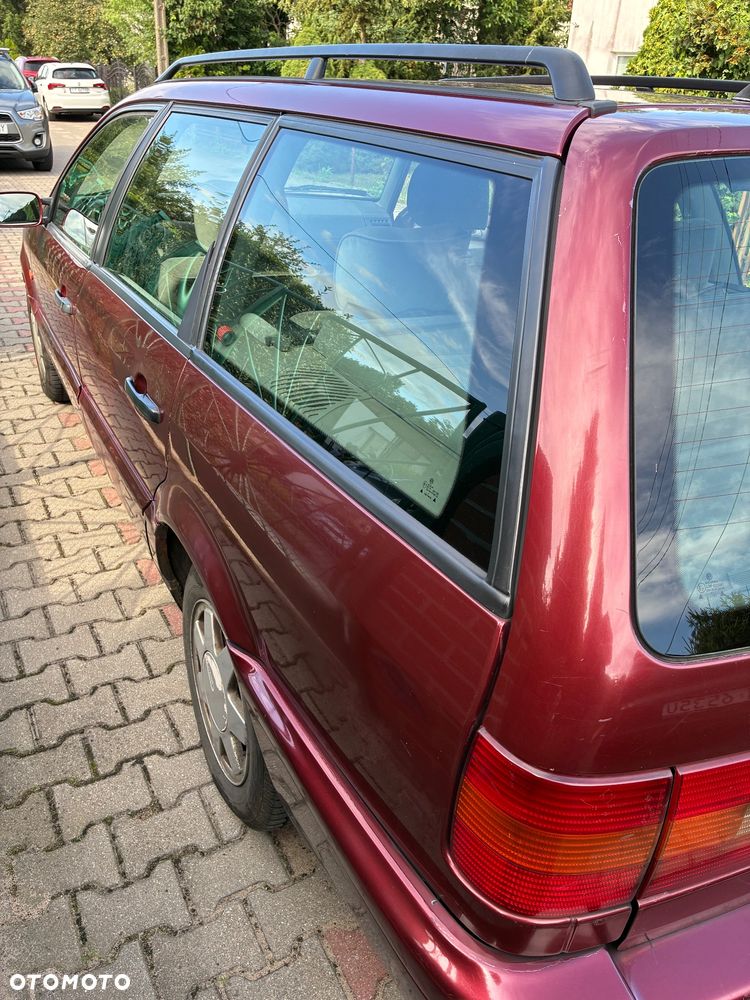 Volkswagen Passat 1.9 TDI GL - 2
