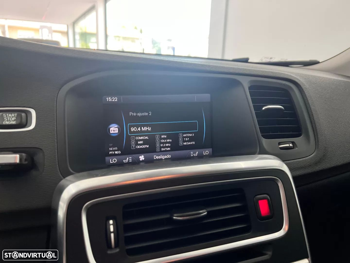 Volvo V60 2.0 D3 R-Design Start/Stop - 19