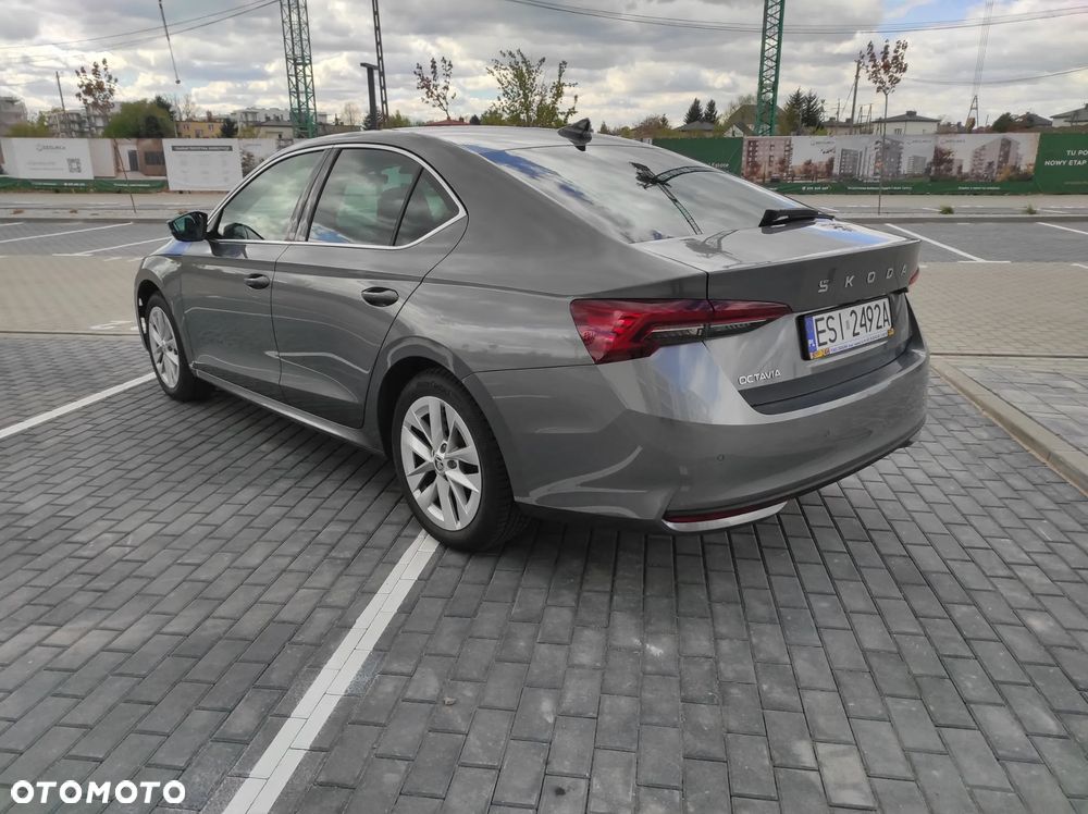 Skoda Octavia 2.0 TDI Selection - 6