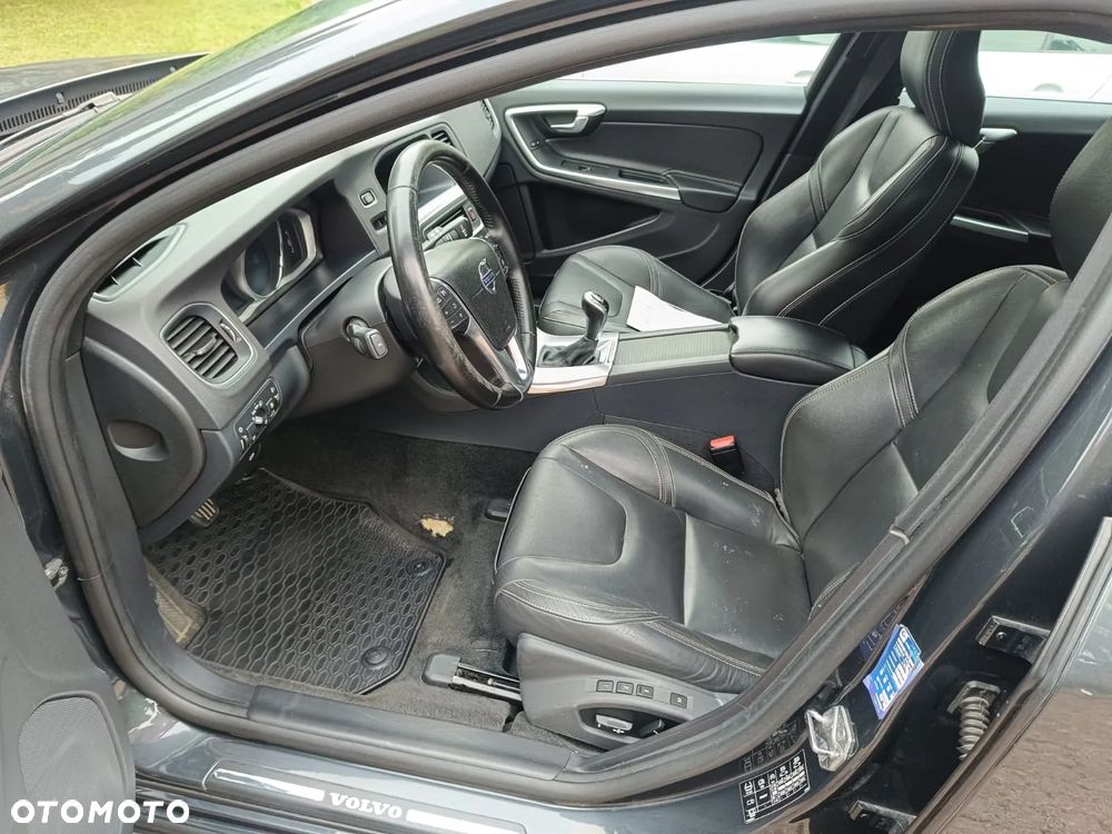 Volvo V60 - 8