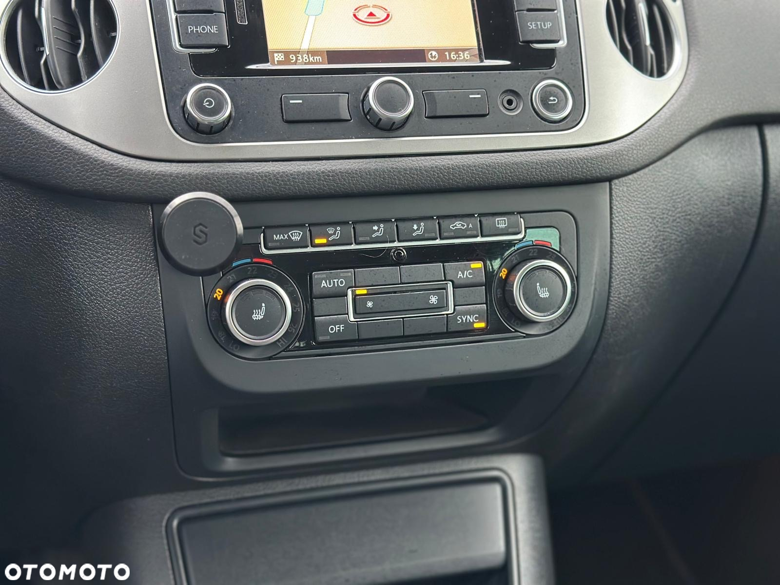 Volkswagen Tiguan - 8