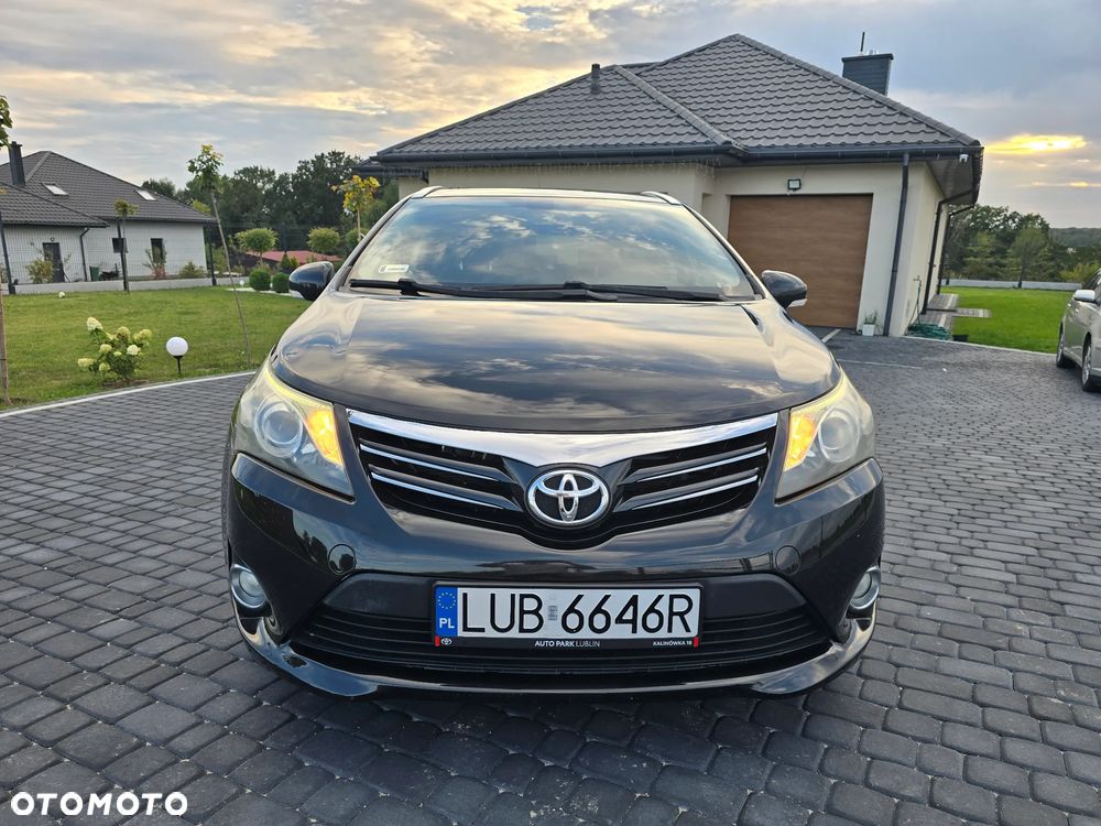 Toyota Avensis 2.0 D-4D Premium - 13