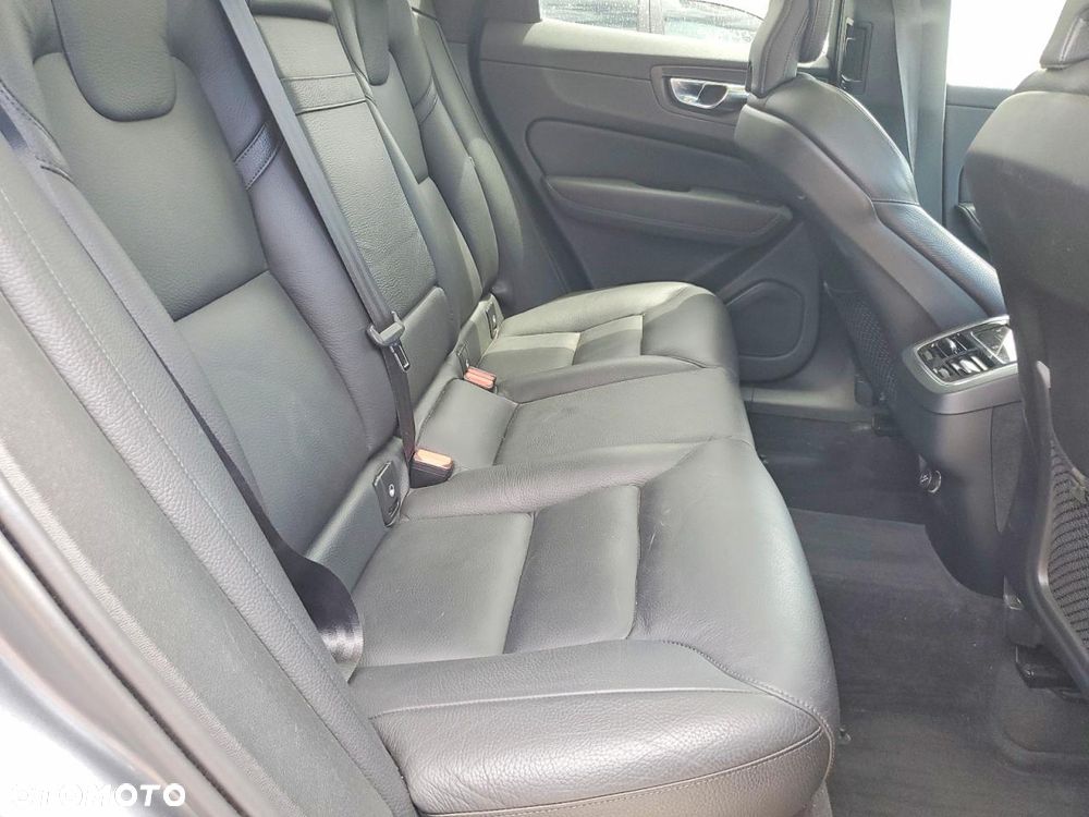 Volvo XC 60 T6 AWD Inscription - 12
