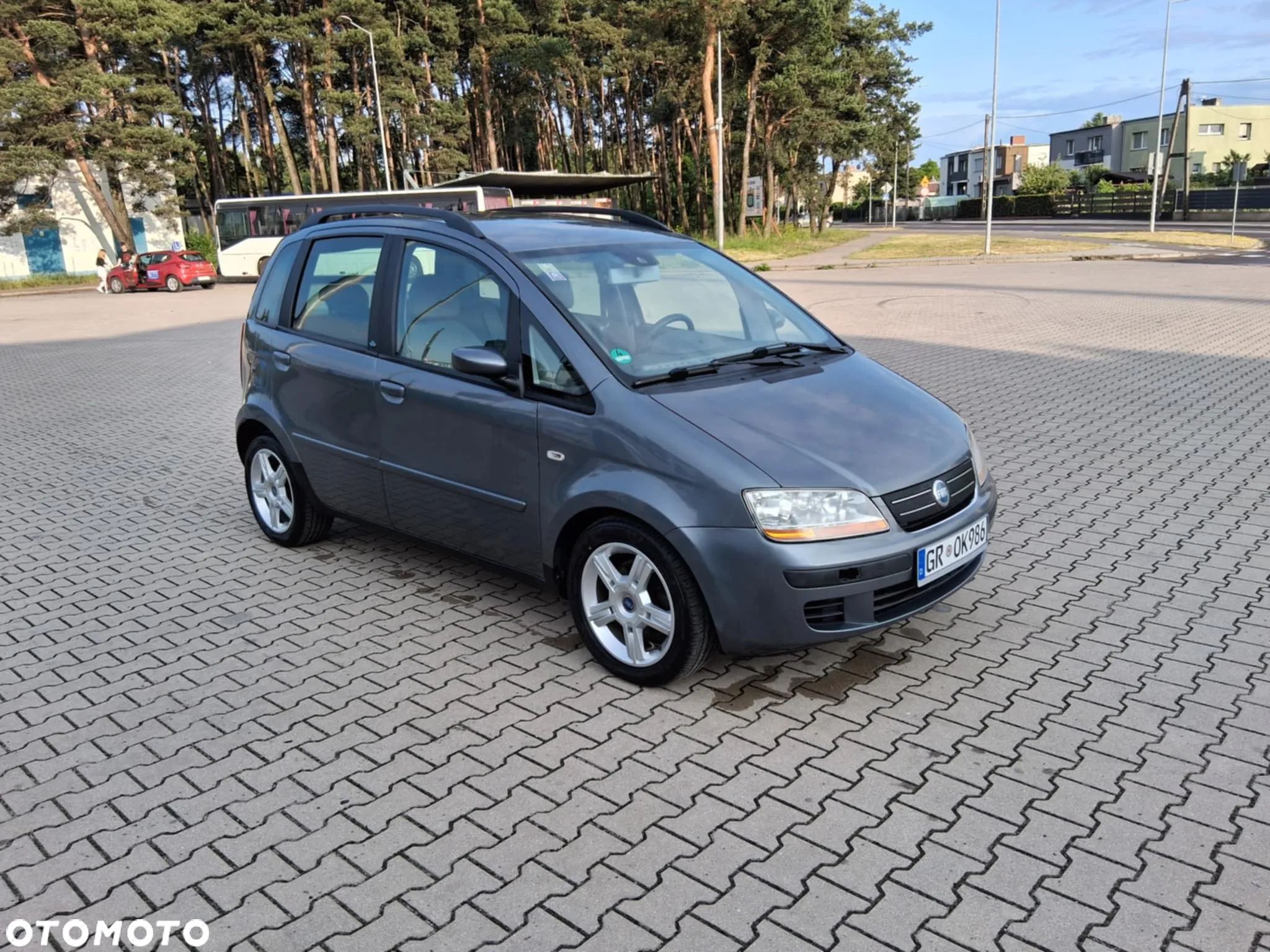 Fiat Idea - 2