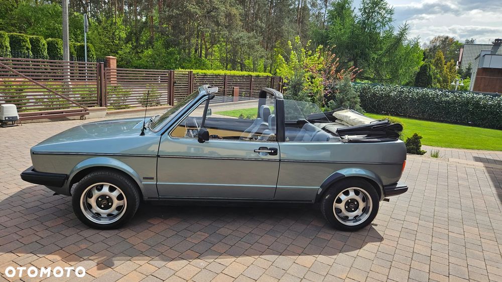 Volkswagen Golf 1.6 / 1.6 C - 12