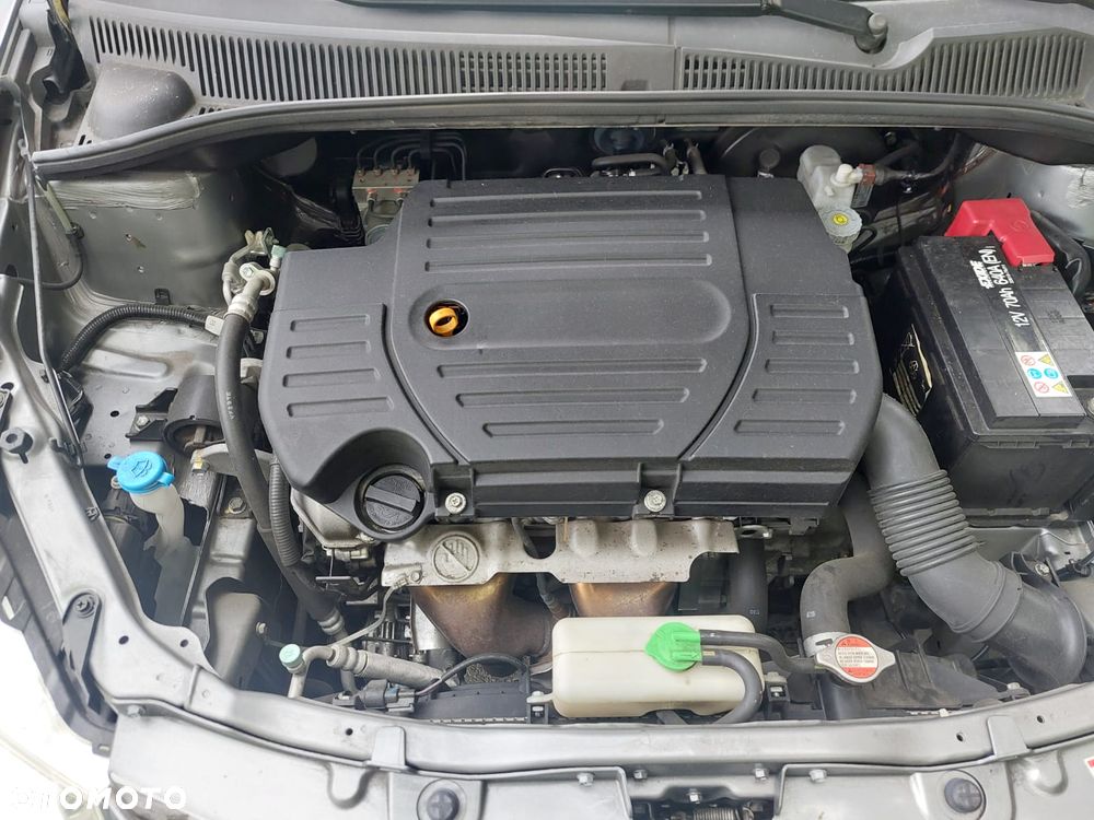 Suzuki SX4 1.6 Premium 4WD - 24