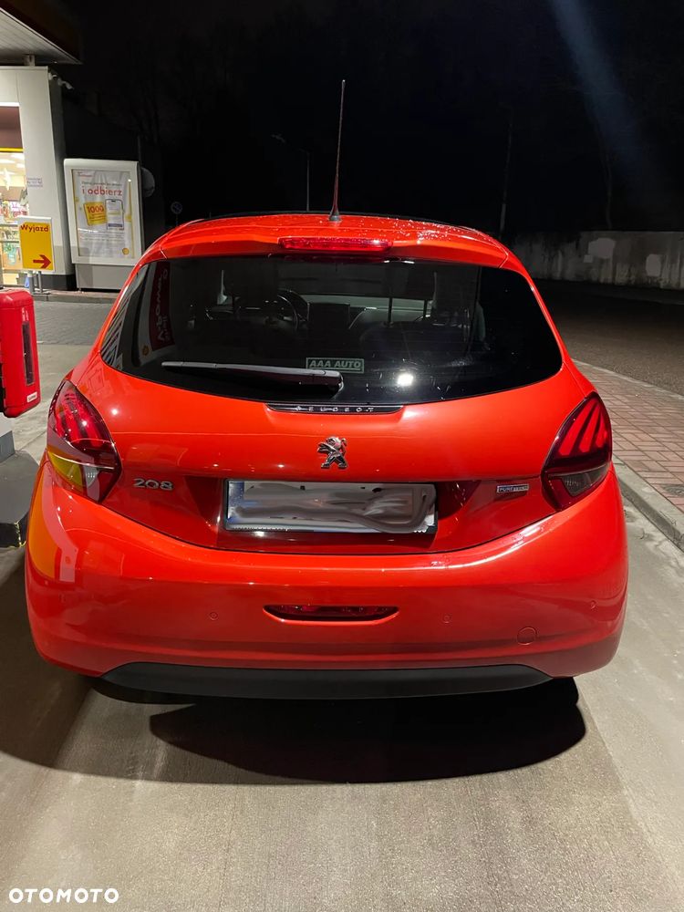 Peugeot 208 1.2 PureTech Allure S&S EAT6 - 4